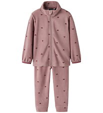 Name It Fleecesæt - NmnSpektra  - Woodrose m. Hjerter Name It Fleecesæt - NmnSpektra  - Woodrose m. Hjerter