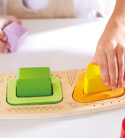 Hape Aktivitetslegetøj - Toddler Shape Puzzle
