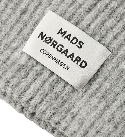 Mads Nørgaard Hue -Uld/Akryl - Tosca Anju - Lysegråmeleret Mads Nørgaard Hue -Uld/Akryl - Tosca Anju - Lysegråmeleret