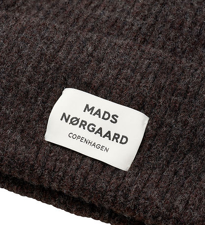 Mads Nørgaard Hue - Uld/Akryl - Tosca Anju - Desert Palm Mads Nørgaard Hue - Uld/Akryl - Tosca Anju - Desert Palm