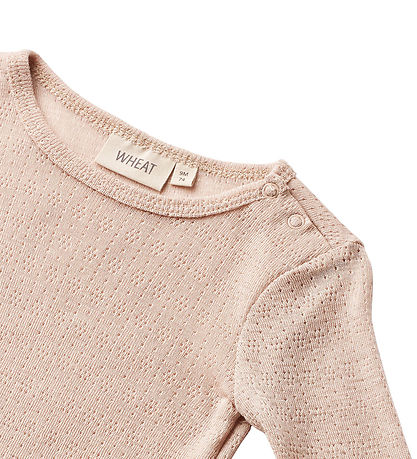 Wheat Body l/æ - Uld/Silke - Liea - Pale Lilac m. Hulmønster Wheat Body l/æ - Uld/Silke - Liea - Pale Lilac m. Hulmønster