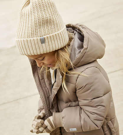 Minymo Hue m. Fleece - Uld/Akryl - Sandshell m. Kvast