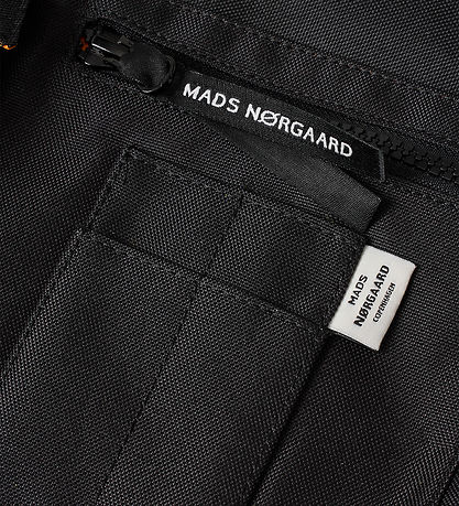 Mads Nørgaard Shoulder Bag - Bel One Cappa - Black Mads Nørgaard Shoulder Bag - Bel One Cappa - Black