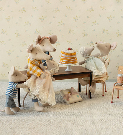 Maileg Bamse - Baby Mouse In Gown - Powder