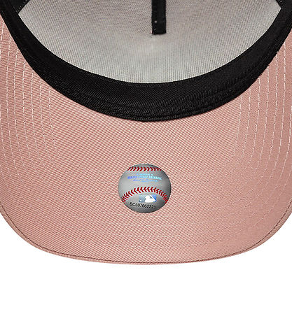 New Era Kasket - Floral - Trucker - Pastel Pink