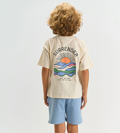 The New T-shirt - TnTruck - Gardenia