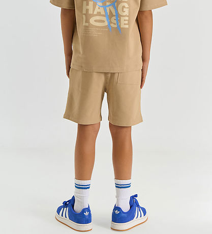 The New Shorts - TnTitus - Humus