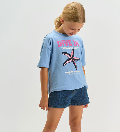 The New T-shirt - TnTinsley - Forever Blue