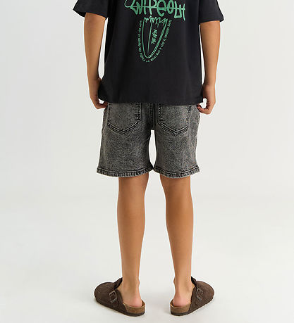 The New Shorts - TnJosh - Light Grey Denim