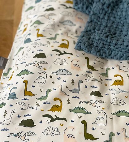 Nørgaard Madsens Sengetøj - Baby - Hvid m. Dinosaur Nørgaard Madsens Sengetøj - Baby - Hvid m. Dinosaur