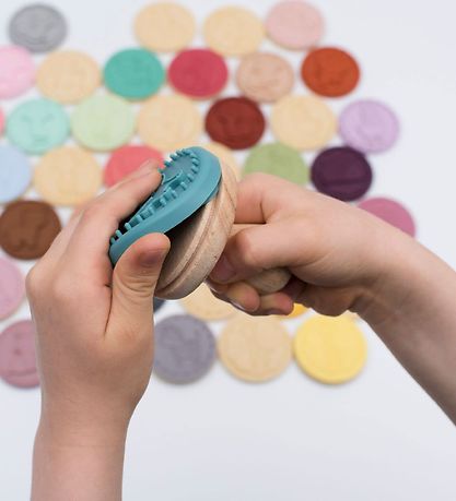 We Might Be Tiny Stamp Set - 16 pcs. - Silicone/Stainless Steel  We Might Be Tiny Stamp Set - 16 pcs. - Silicone/Stainless Steel