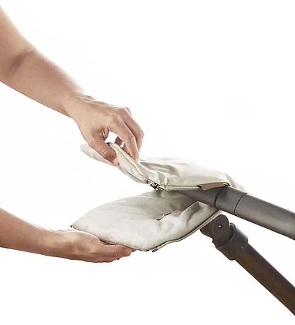 KongWalther Barnevognshandsker - Østerbro - Creme Fur KongWalther Barnevognshandsker - Østerbro - Creme Fur