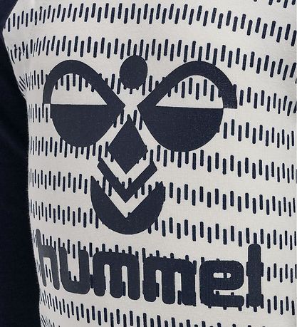 Hummel Body l/æ - hmlDesmond - Black Iris Hummel Body l/æ - hmlDesmond - Black Iris