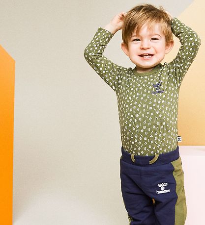 Hummel Body l/æ - hmlConnor - Capulet Olive