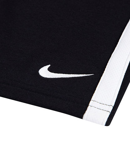 Nike Shorts - Sort