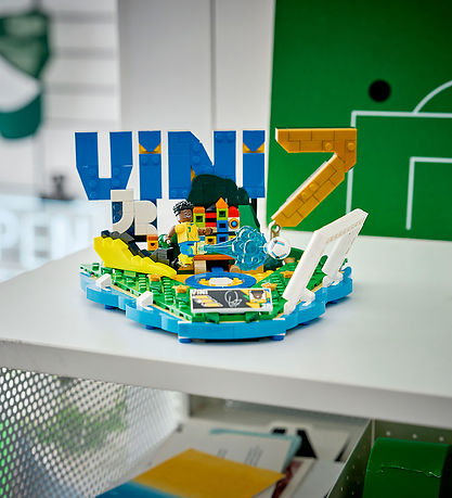 LEGO® Editions - Vini Jr. - Fodboldhøjdepunkter 43027 - 510 Dele