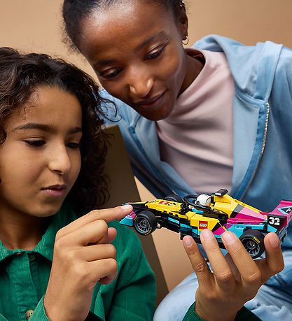 LEGO® Speed Champions - F1 Academy Racerbil 77258 - 201 Dele