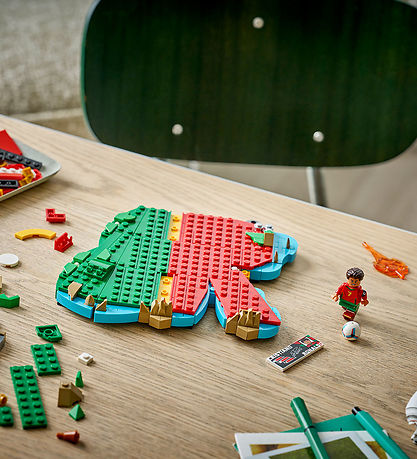 LEGO® Editions - Cristiano Ronaldo - Fodboldhøjdepunkter 43012 -