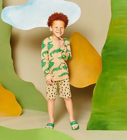 Stella McCartney Kids Sweatshorts - Beige/Sort m. Print Stella McCartney Kids Sweatshorts - Beige/Sort m. Print