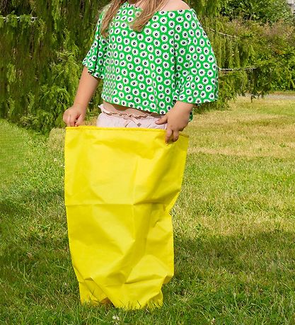 TACTIC Game - Sack race - Active Play