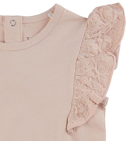 The New Siblings T-shirt - Carola - Peach Whip The New Siblings T-shirt - Carola - Peach Whip