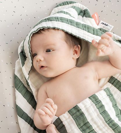 Done by Deer Baby towel - 70x70 cm - Stripes Green
