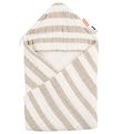 Done By Deer Babyhåndklæde - 70x70 cm - Stripes Sand Done By Deer Babyhåndklæde - 70x70 cm - Stripes Sand
