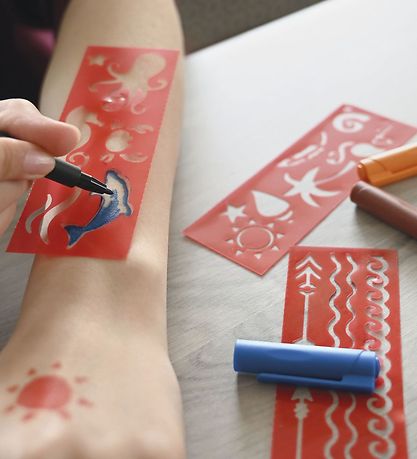 Eberhard Faber Tattoo Tusch m. Skabeloner - One-Liner - 4 Farver Eberhard Faber Tattoo Tusch m. Skabeloner - One-Liner - 4 Farver