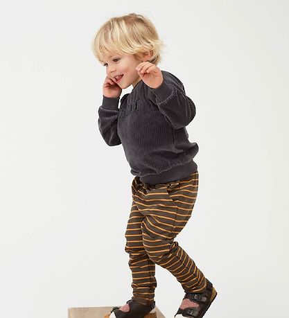 Petit by Sofie Schnoor Sweatshirt - Velour - Dark Grey Melange Petit by Sofie Schnoor Sweatshirt - Velour - Dark Grey Melange