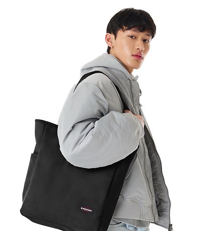Eastpak Shopper - 21 L - Sort