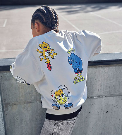 Molo Sweatshirt - Monti -  Curious Mates