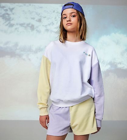 Hound Sweatshirt - Multi Colour Hound Sweatshirt - Multi Colour