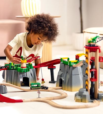 BRIO Cargo Mountain Togsæt 36010