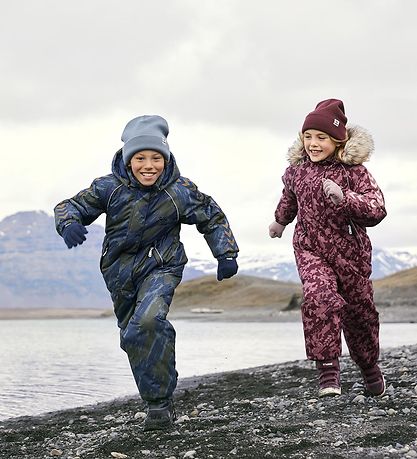 Hummel Flyverdragt - hmlArtic - Dark Olive Hummel Flyverdragt - hmlArtic - Dark Olive