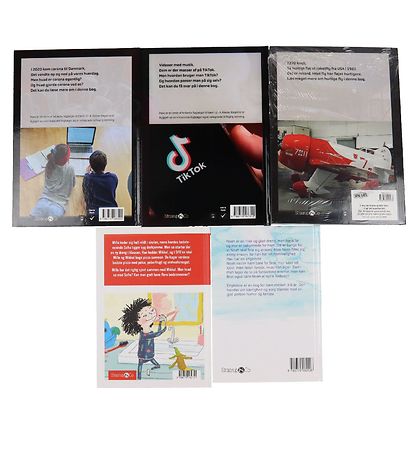 Straarup & Co Bogpakke - 4. klasse - Assort. - 5 Bøger Straarup & Co Bogpakke - 4. klasse - Assort. - 5 Bøger