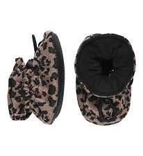 Melton Futter - Leafless Tree Melton Futter - Leafless Tree