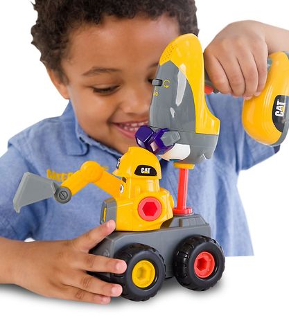 CAT Työkone, Ääni - Fix-It Fleet, Kaivinkone