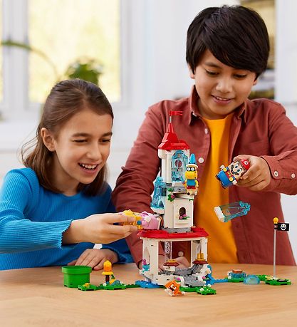 LEGO® Super Mario - Peach-Kattedragt... - Udv. 71407 - 494 Dele