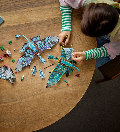 LEGO® Avatar - Jake Og Neytiris Første Furie-Flyvetur 75572 - 57