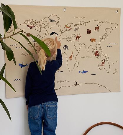 Ferm Living Vægophæng - The World Textile Map - Off White