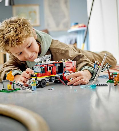 LEGO® City - Brandvæsnets Kommandovogn 60374 - 502 Dele LEGO® City - Brandvæsnets Kommandovogn 60374 - 502 Dele
