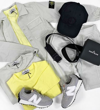 Stone Island Sweatshorts - Pearl Grey Stone Island Sweatshorts - Pearl Grey