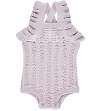 Müsli Sommerdragt - Strik - Needle Out - Soft Lilac Müsli Sommerdragt - Strik - Needle Out - Soft Lilac