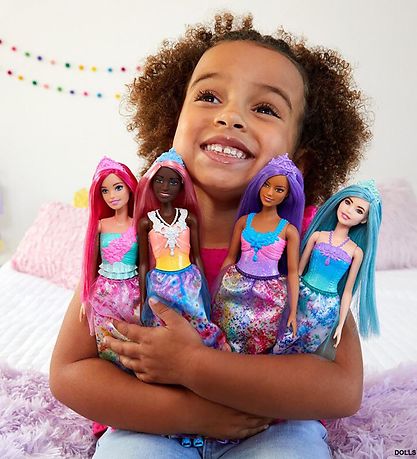 Barbie Dukke - Core Royal - Pink Hair Barbie Dukke - Core Royal - Pink Hair