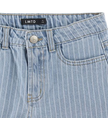 LMTD Shorts - Noos - NlfPinizza - Light Blue Denim/Pinstripes LMTD Shorts - Noos - NlfPinizza - Light Blue Denim/Pinstripes