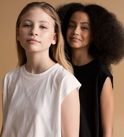 Hummel Top - hmlPure - Sort Hummel Top - hmlPure - Sort