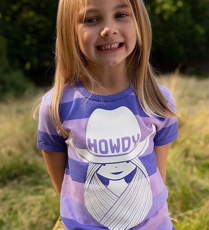 Danefæ T-shirt - Danechives - Purple Haze COWGIRL Danefæ T-shirt - Danechives - Purple Haze COWGIRL