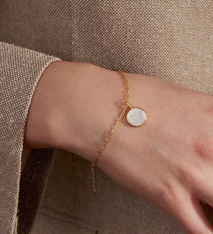 Design Letters Vedhæng Til Halskæde - W - Pearl Gold