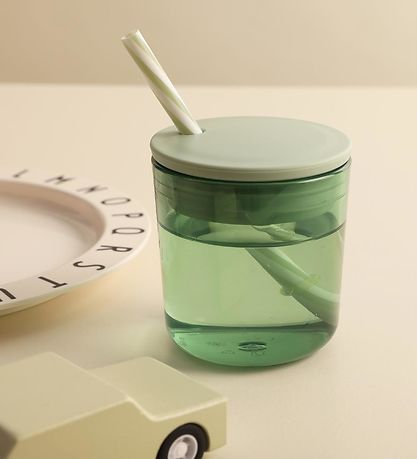 Design Letters Låg/Sugerør - Grøn Design Letters Låg/Sugerør - Grøn