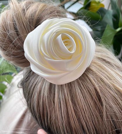 By Stær - Satin Rose - Hvid By Stær - Satin Rose - Hvid